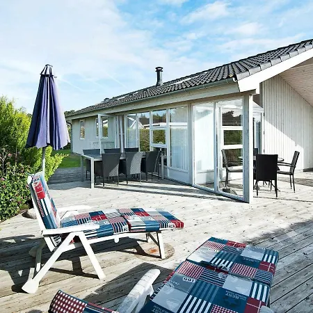 Two-bedroom Holiday In Borkop 12 * Egeskov (Syddanmark)